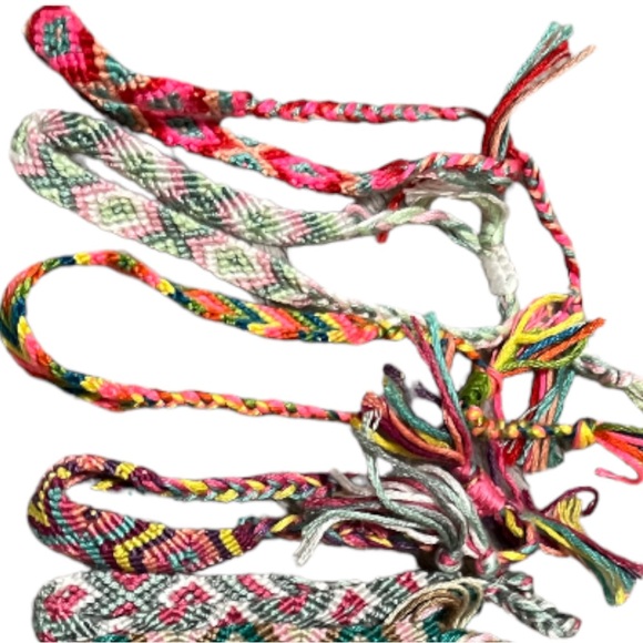 Friendship bracelets - Picture 6 of 7